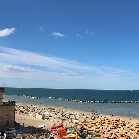 Hotel Brenta Viserbella di Rimini Exteriér fotografie