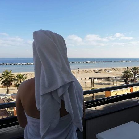 Hotel Brenta Viserbella di Rimini Exteriér fotografie