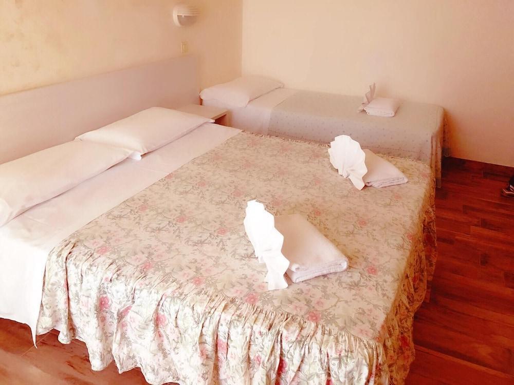 Hotel Brenta Viserbella di Rimini Exteriér fotografie
