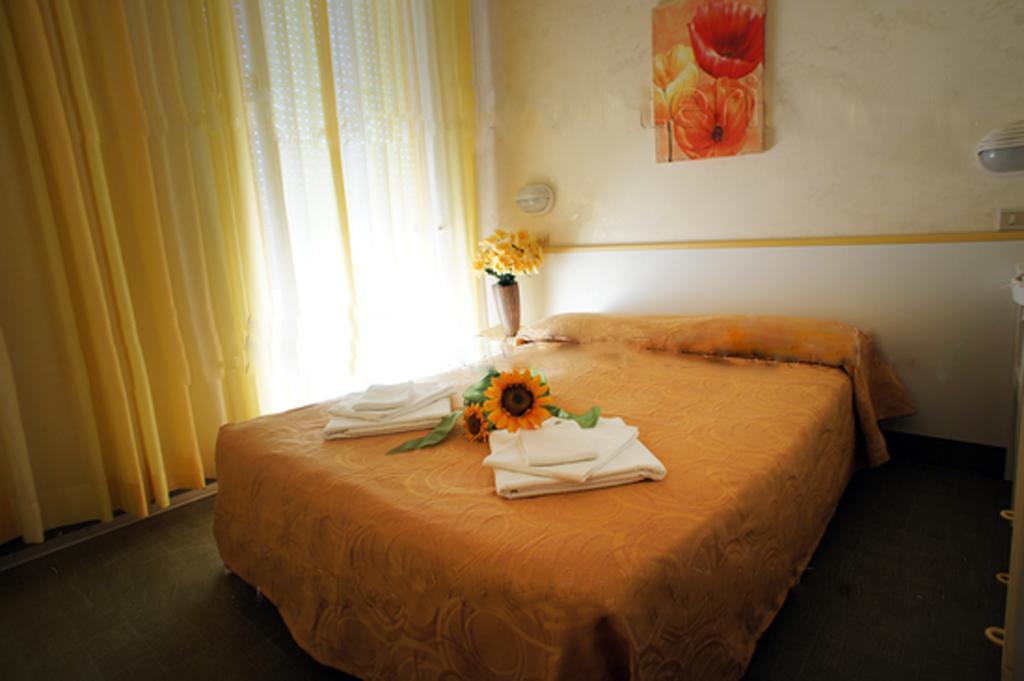 Hotel Brenta Viserbella di Rimini Exteriér fotografie
