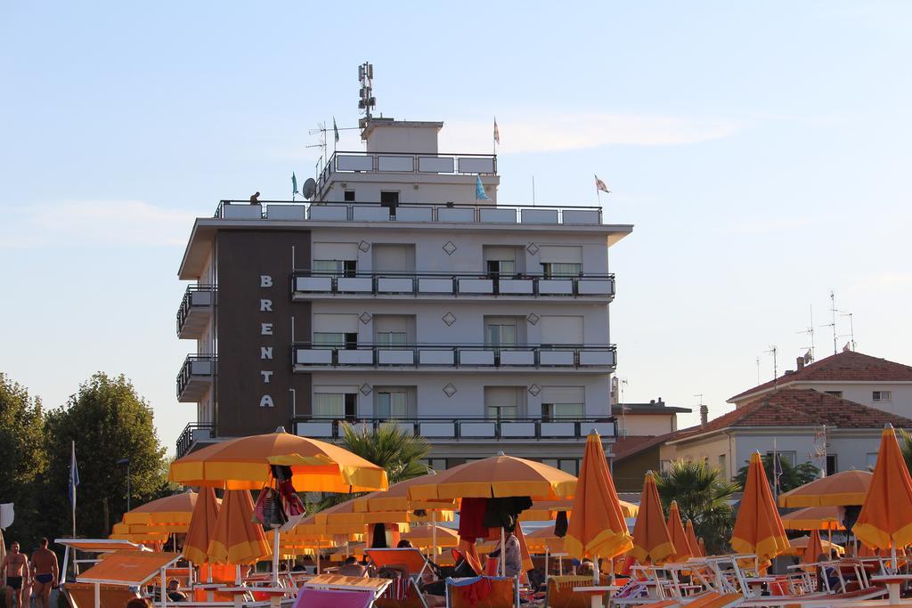 Hotel Brenta Viserbella di Rimini Exteriér fotografie