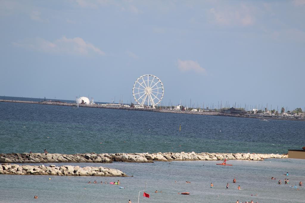 Hotel Brenta Viserbella di Rimini Exteriér fotografie