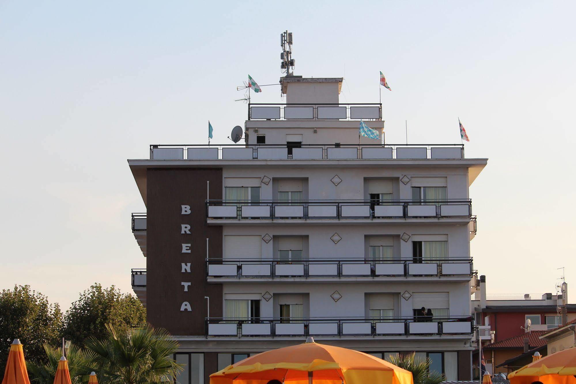 Hotel Brenta Viserbella di Rimini Exteriér fotografie